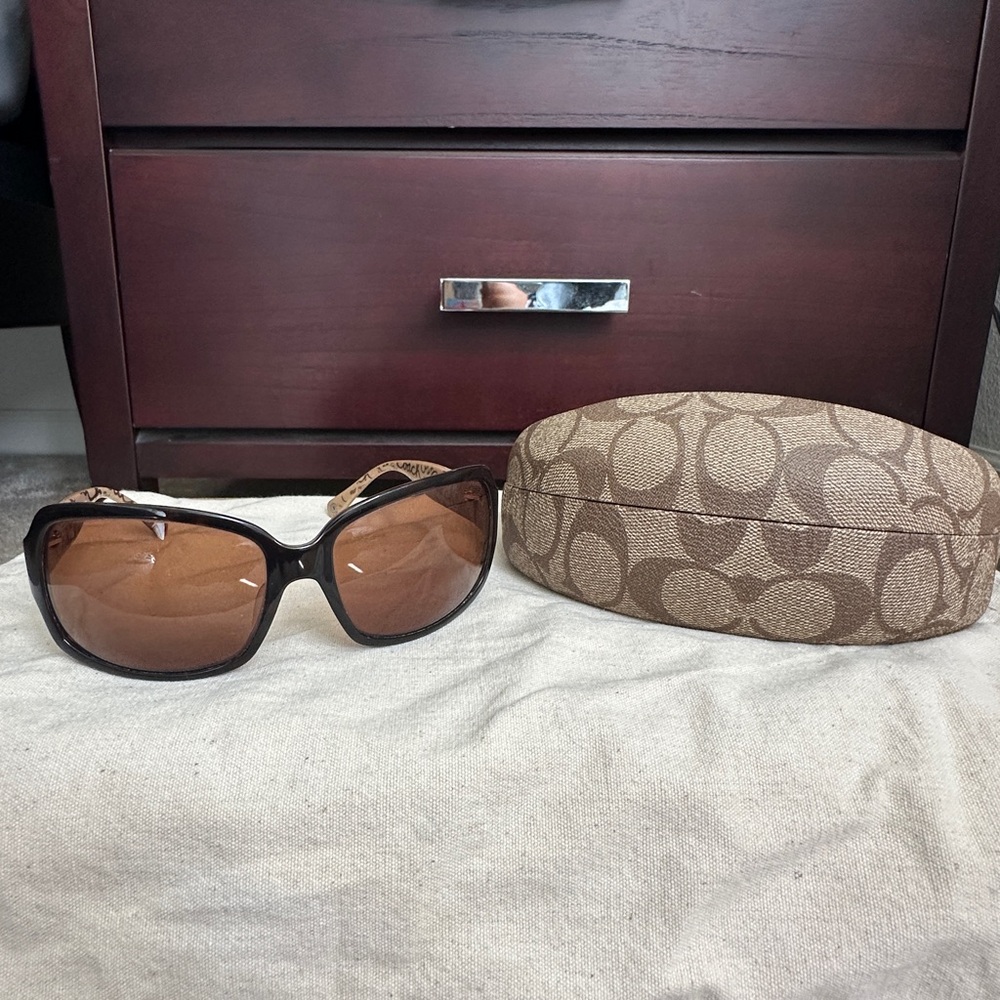 Coach Ginger Sunglasses